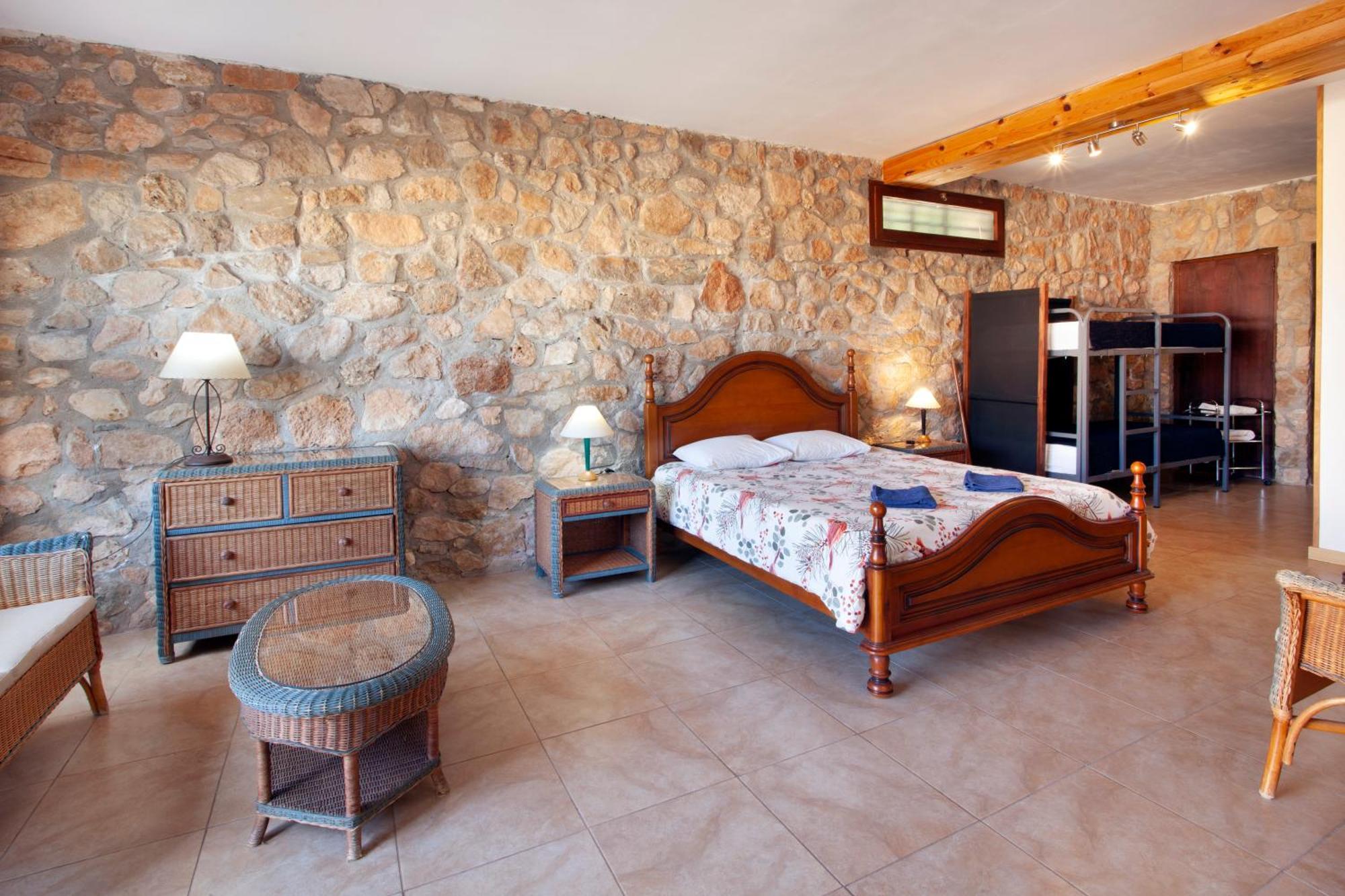 Aaccent Montblanc - Prenafeta Otel Dış mekan fotoğraf